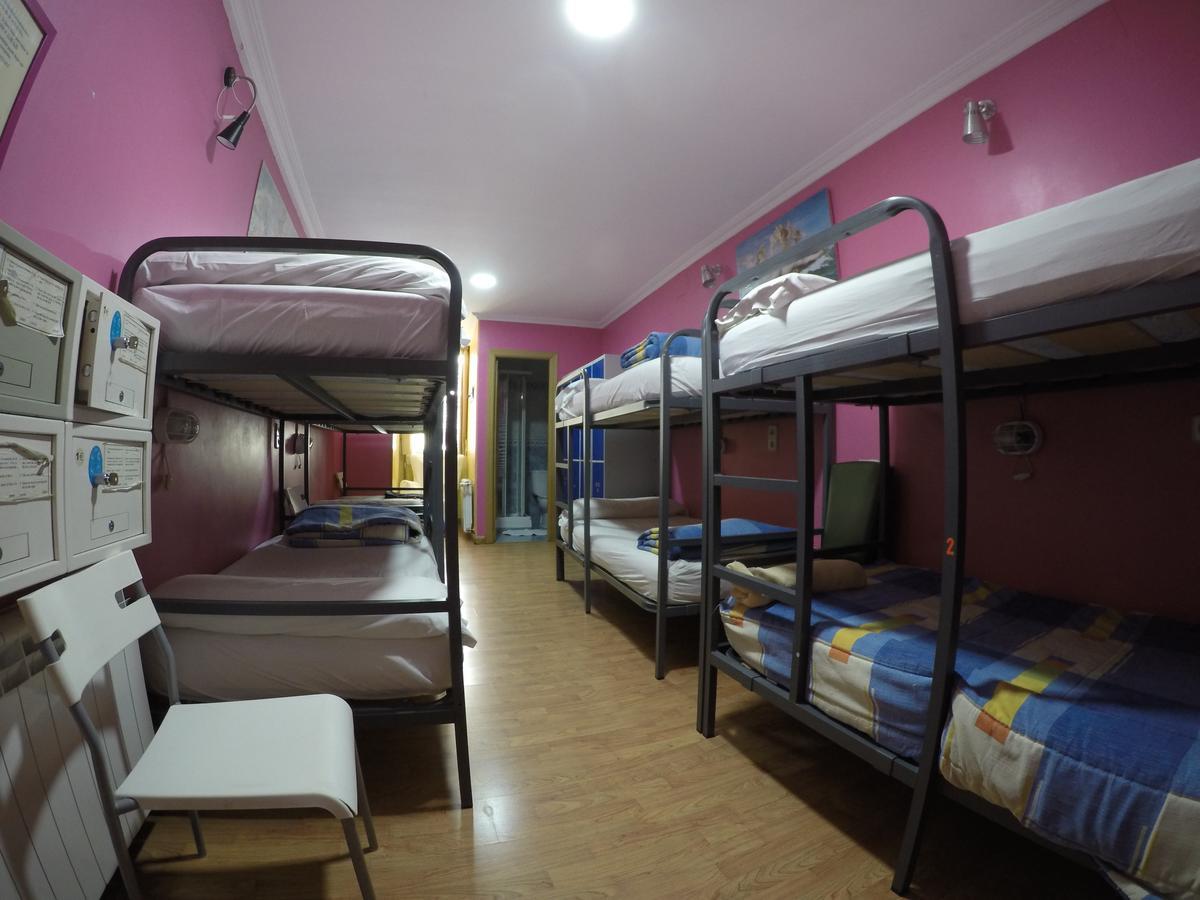 สปา โฮสเทล อาร์ซี มิเกล อังเฆล มาดริด ภายนอก รูปภาพ Hostel in Madrid, Spain